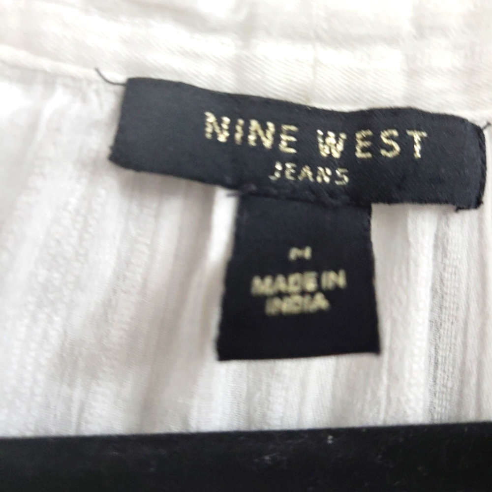 Tunic - Picture 2 of 7